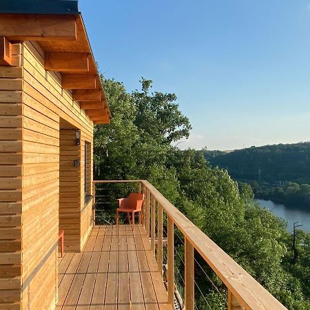 Chatka A Vyhlídka nad řekou Zdiby Exterior foto